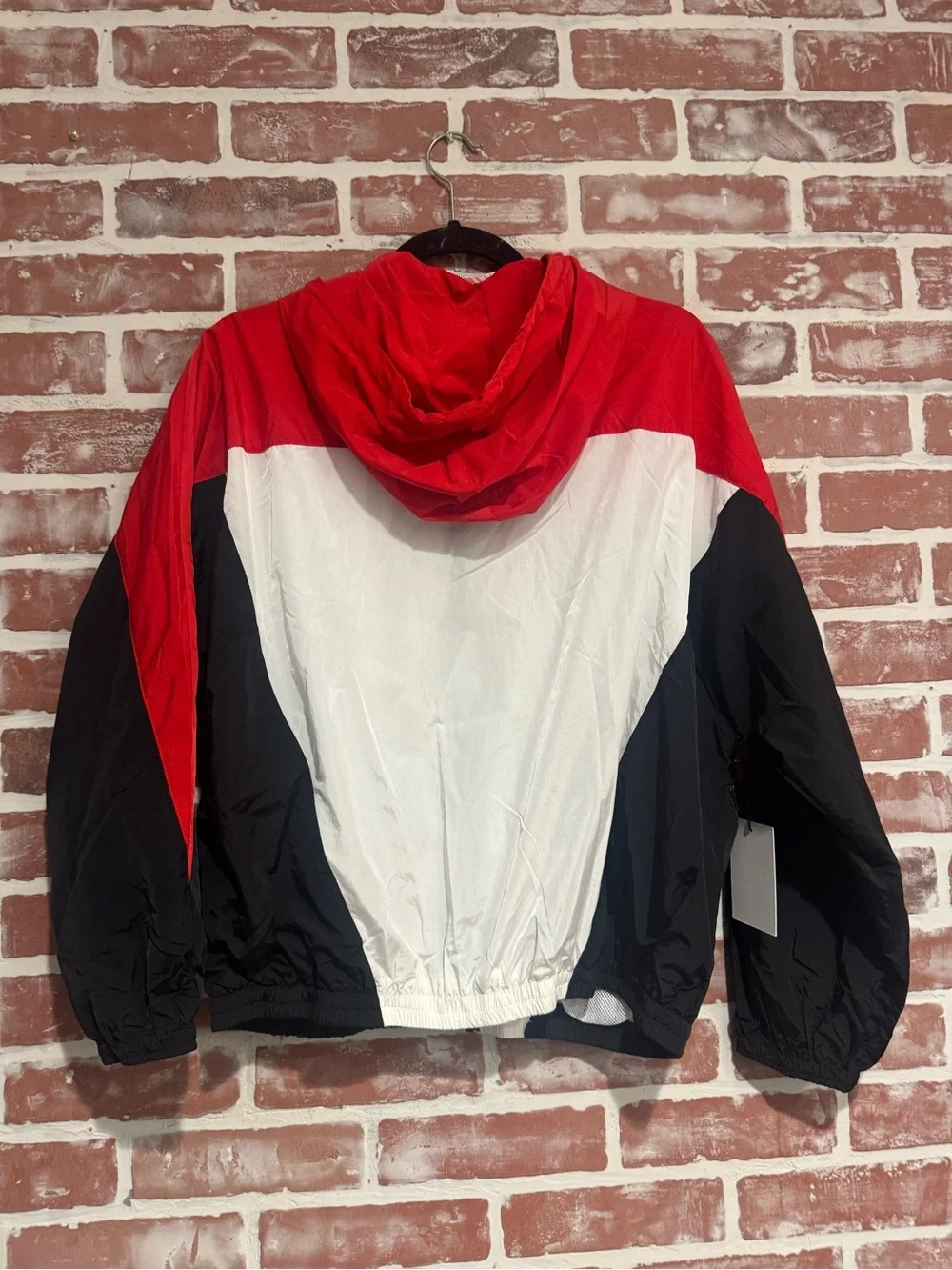 NWT Aritzia TNA McSweeney Anorak Jacket Red White Black Size S
